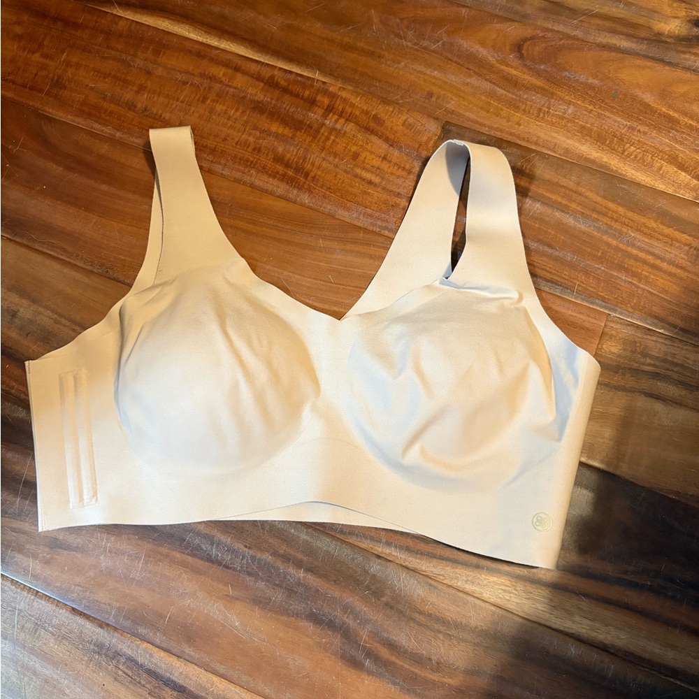 Honeylove Wireless Bra 1X Nude Sculpt Seamless Support Shapewear Bra (0352)